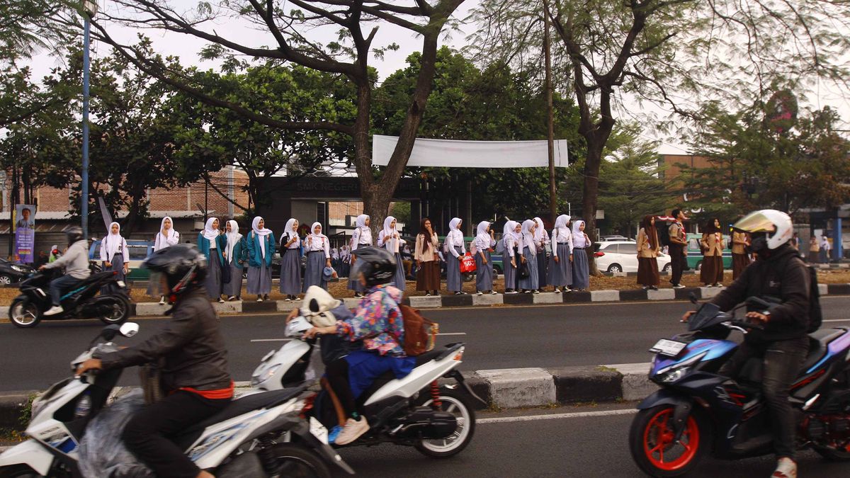 4.000 Lampu Pintar Terangi Jalan Utama: Lompatan Besar Penerangan Jalan Umum Berbasis IoT
