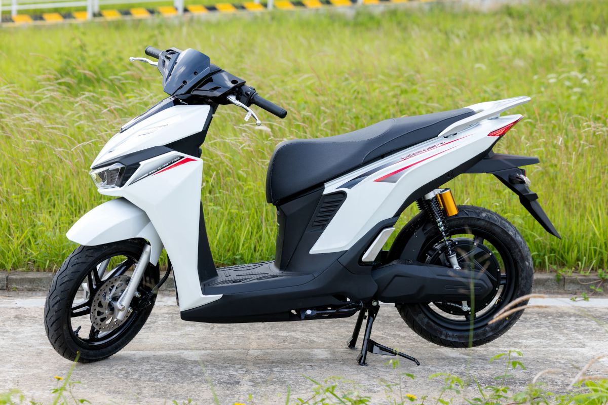 Review Polytron Fox 200: Motor Listrik Terjangkau untuk Komuter Urban