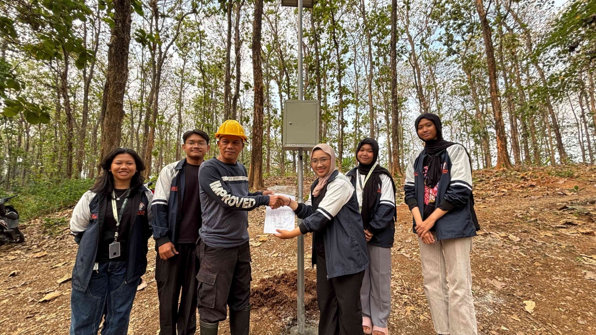 Mahasiswa Bawa Smart Solutions IoT ke Komunitas Desa
