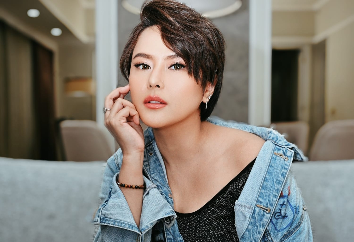 Strategi Comeback Penyanyi: Dari Hiatus ke Single dan Album Mini