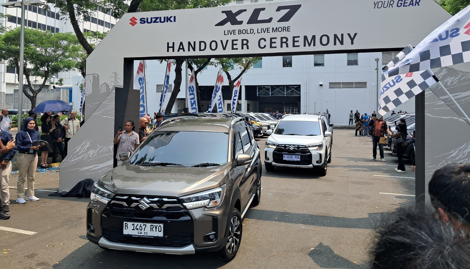 Suzuki XL7 Facelift: Pesanan 1.300 Unit, Delivery Perdana Jadi Momentum