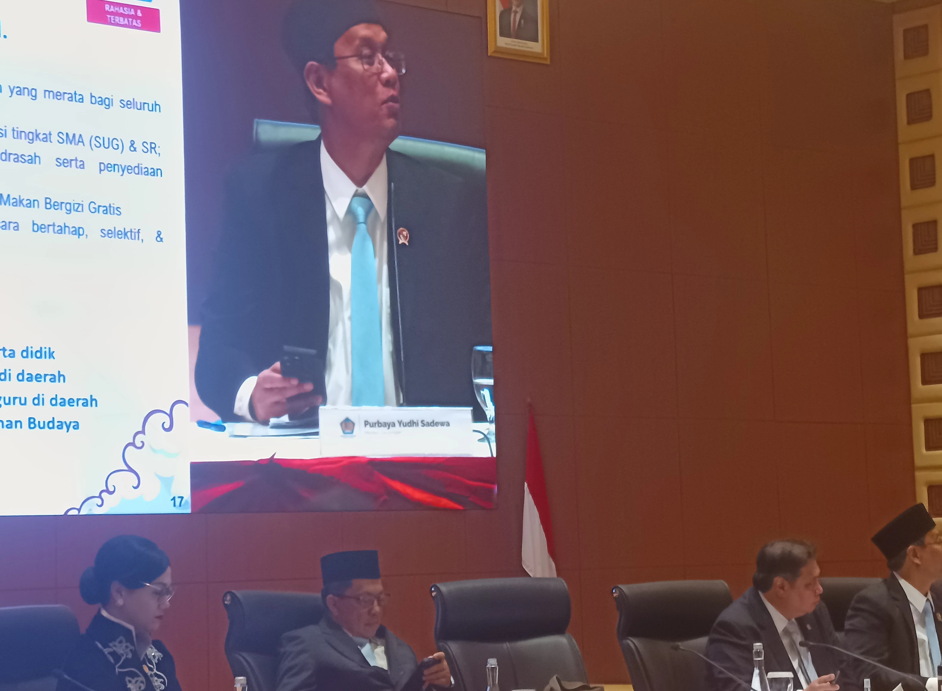 Pajak Pedagang Online Menunggu Pertumbuhan Ekonomi 6 Persen