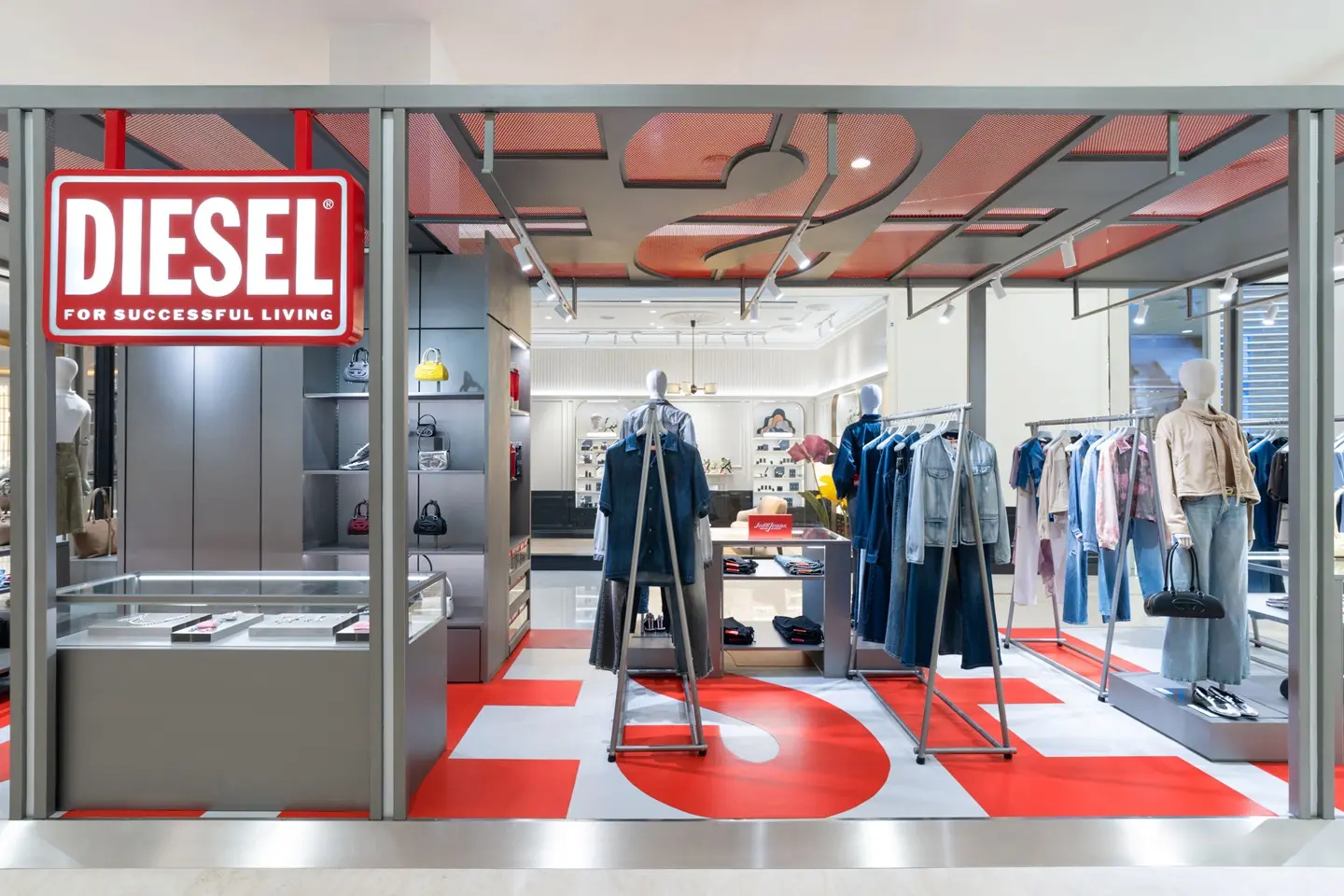 Diesel Hadirkan Pop-Up Store dan Koleksi Perhiasan di Senayan City
