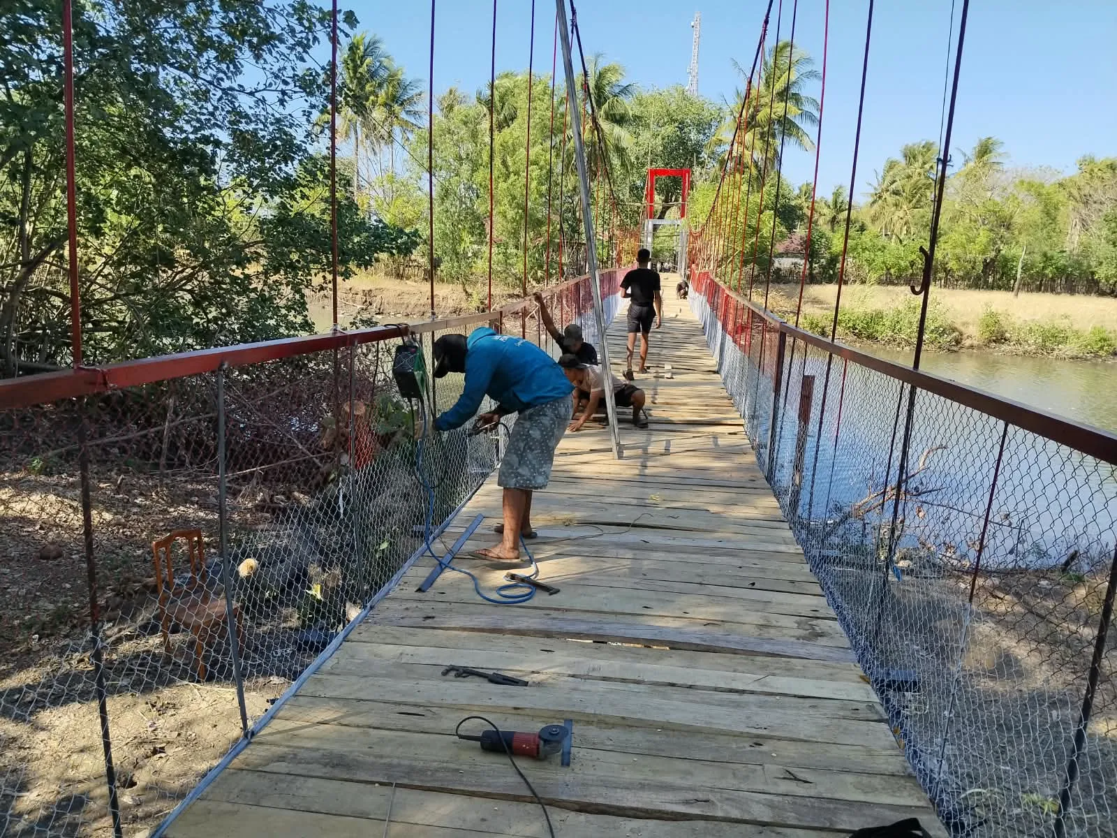 Jembatan Strategis dari Aceh hingga Sulawesi: Siapa Menghubungkan Siapa?
