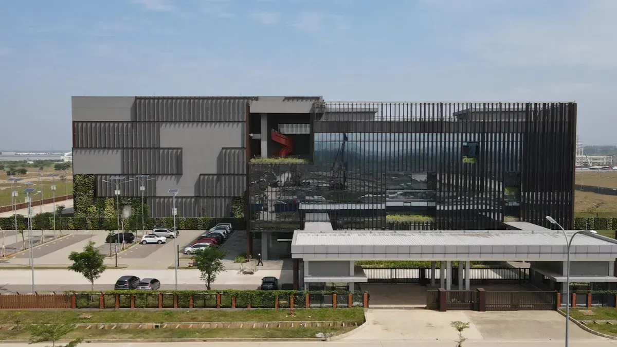 NeutraDC–PLN: Taruhan Besar Data Center Hyperscale 200 MW di Cikarang