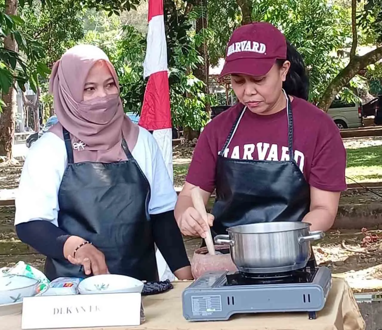 Lomba Masak Tradisional Rayakan Kemerdekaan