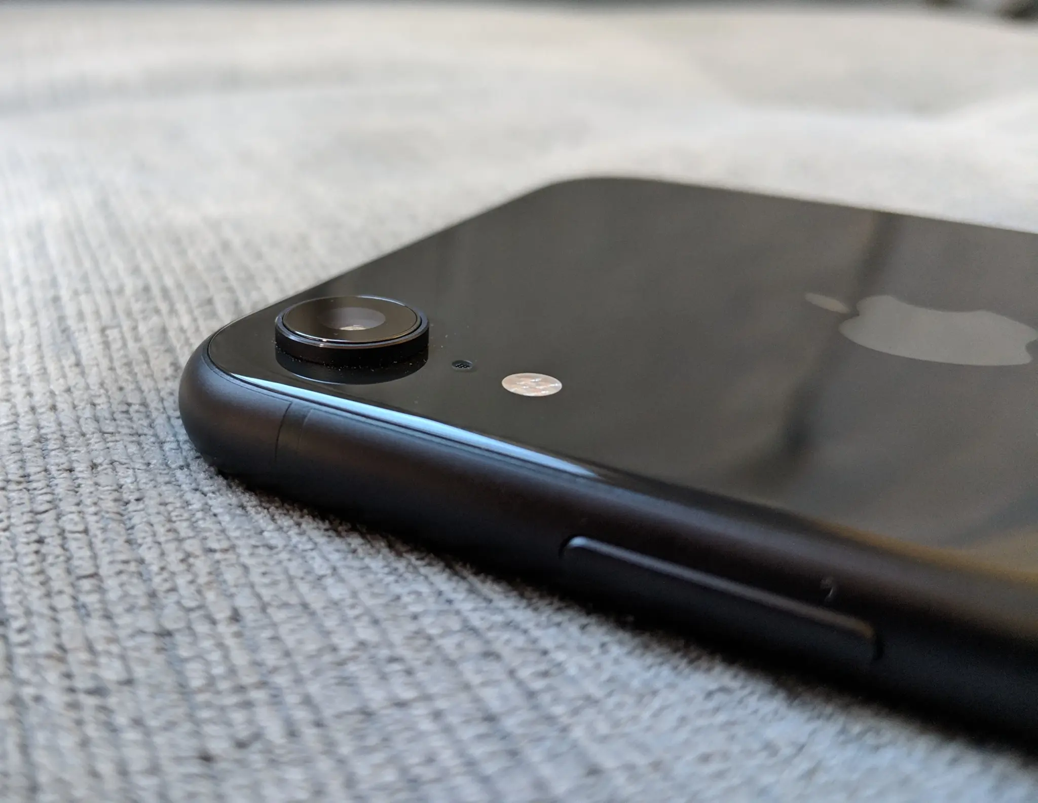 iPhone XR Bekas: Alasan Masih Layak Dibeli dan Cara Memilih Unit Berkualitas