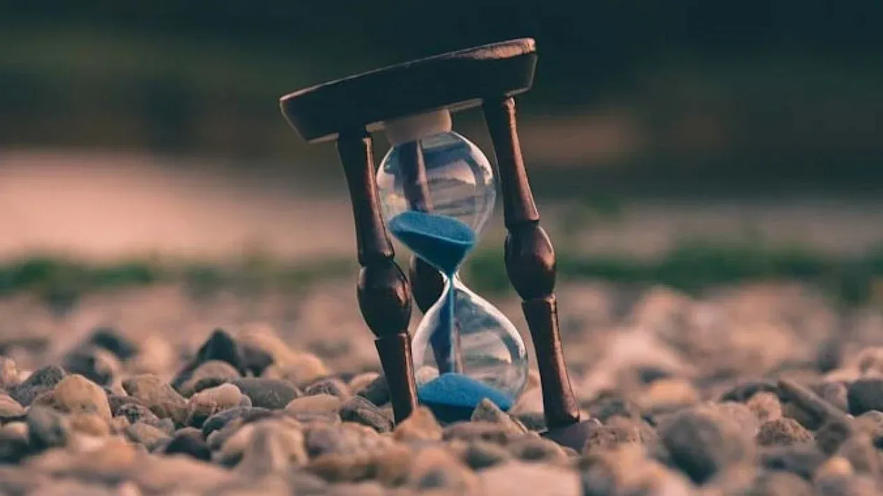 Analisis Biaya 5 Tahun: Smartwatch Tahan Lama vs Murah