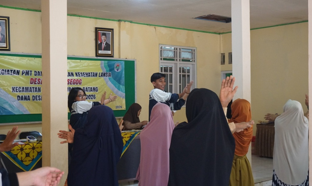 Senam Bersama untuk Lansia: Kekuatan Komunitas di Desa