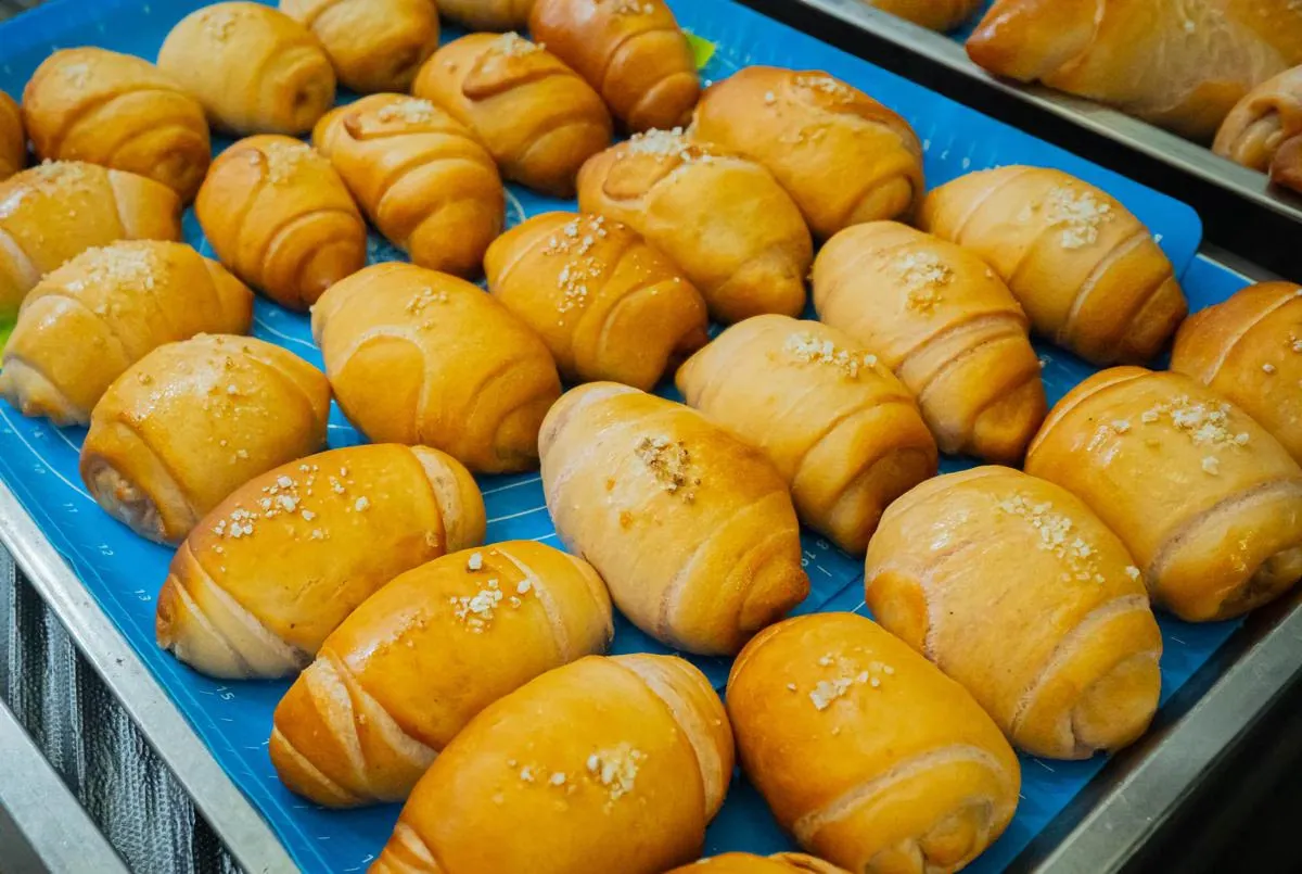 Dari Dapur Terbuka hingga Plating: Artisan Bakery sebagai Destinasi Visual Anak Muda