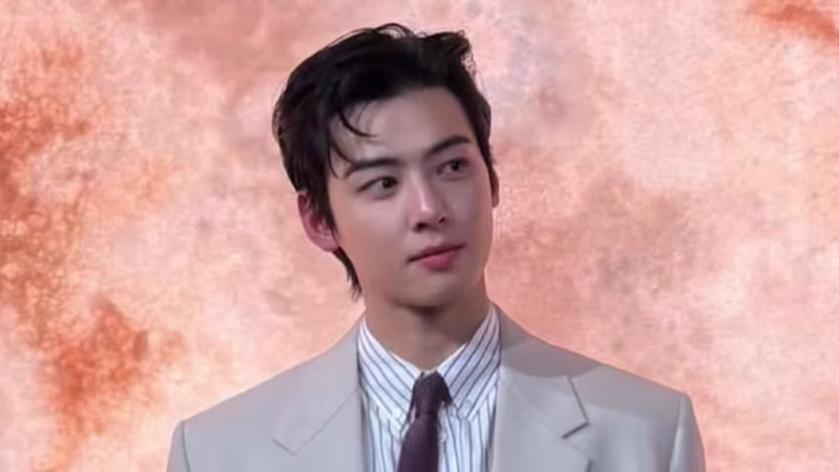 Cha Eun Woo Siap Pimpin Spin-off Bon Appétit, Your Majesty di Netflix
