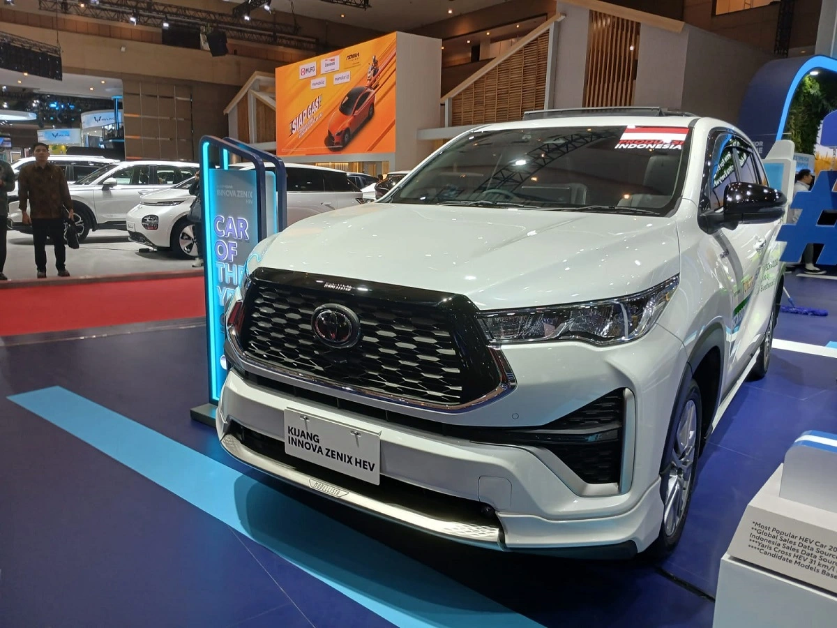 10 Mobil Hybrid Terlaris Juli: Innova Zenix Memimpin, Xforce Menanjak