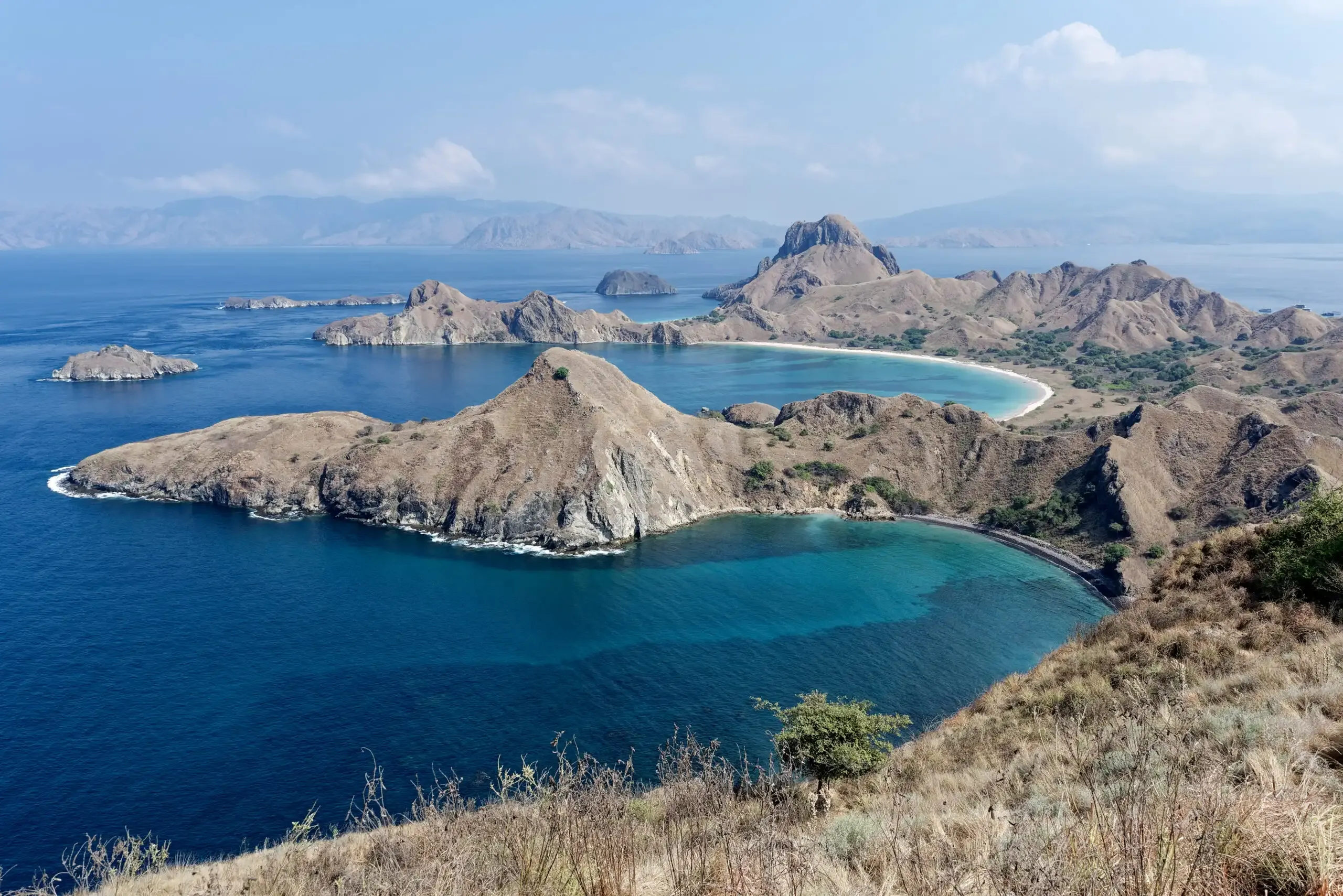 Labuan Bajo Kembali Terbuka: Panduan Perjalanan Pasca Gempa