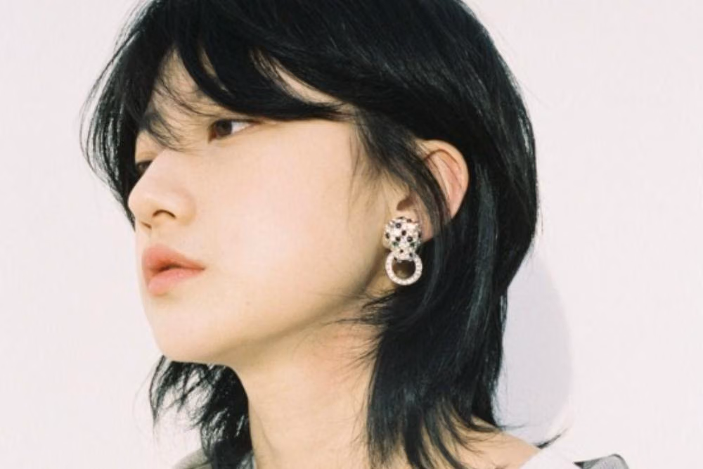 Panduan Lengkap Potongan Rambut Korea 2 Jari dan Layer Sebahu