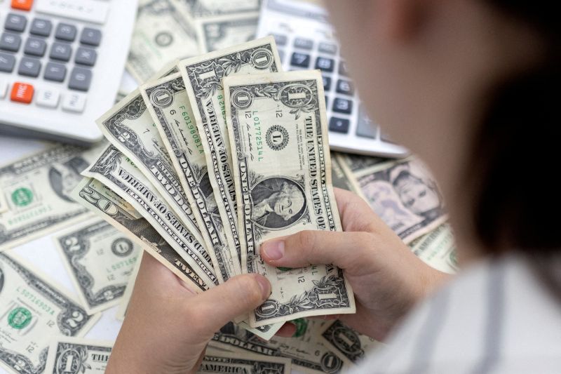 Dedolarisasi Asia dan Penguatan Rupiah di Era Suku Bunga Tinggi
