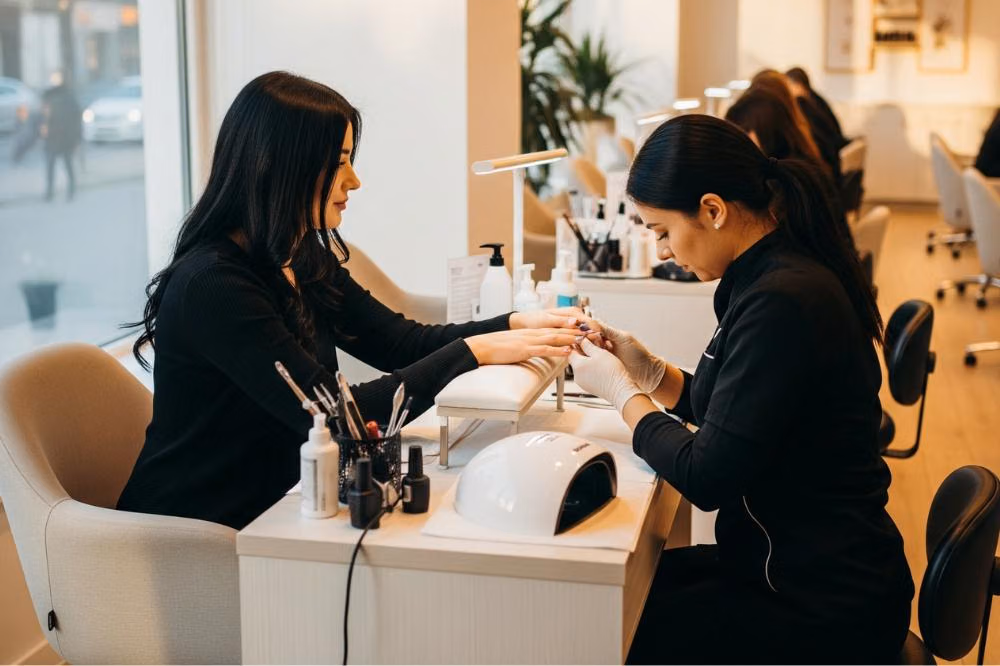 Kuku Tetap Kuat Setelah Nail Art: Panduan Perawatan
