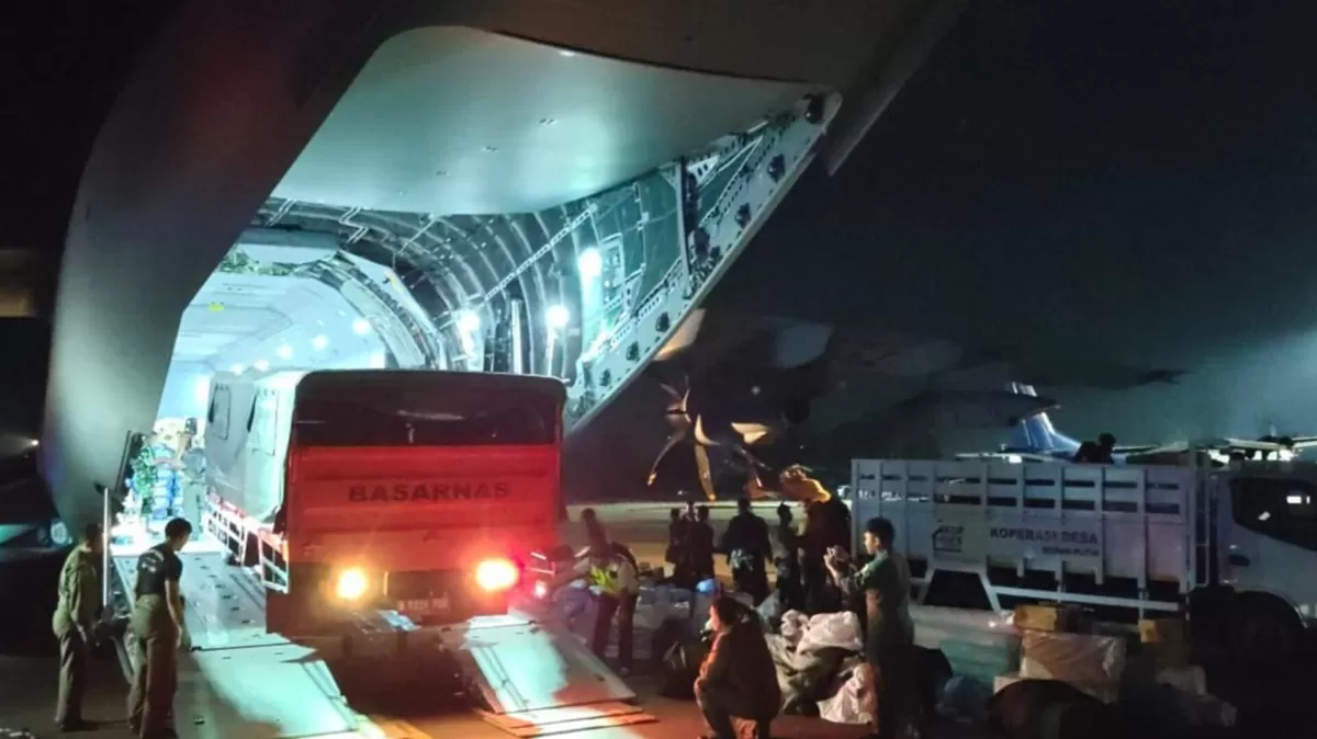 Mengatasi Gelombang Tinggi: Strategi Baru Bantuan Logistik Gempa di NTT