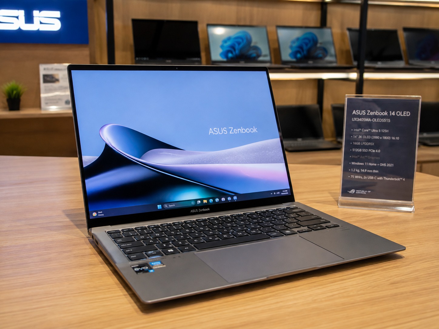 Laptop 14 Inci Ringan Terbaik untuk Kerja Mobile