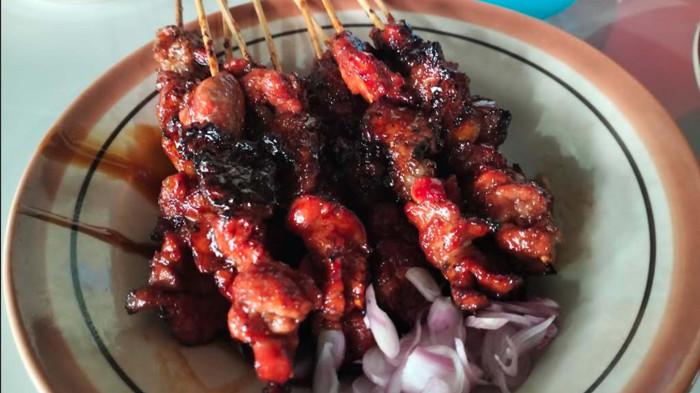 Sate Premium dan Bakso Legendaris: Jejak Rasa di Warung Paling Dicari