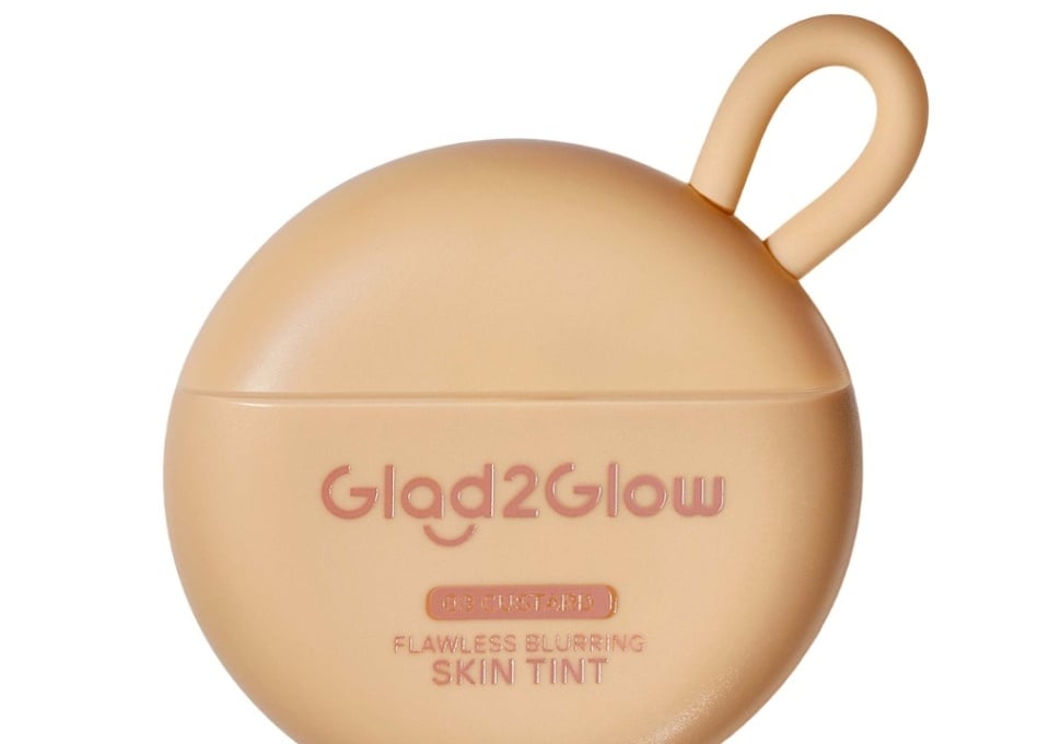 Skin Tint Ringan Terbaik untuk Base Makeup Natural