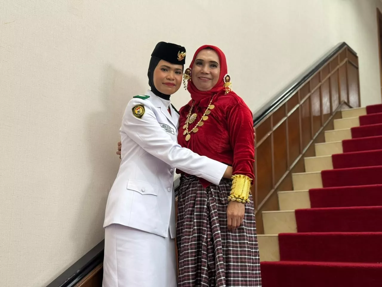 Dari Ladang dan Kacang Bungkus ke Panggung Nasional