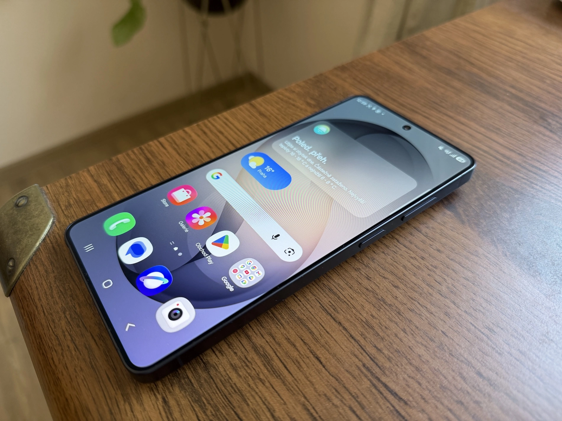 Review Galaxy S26 Ultra: Layar Privasi Canggih, tapi Ada Risiko