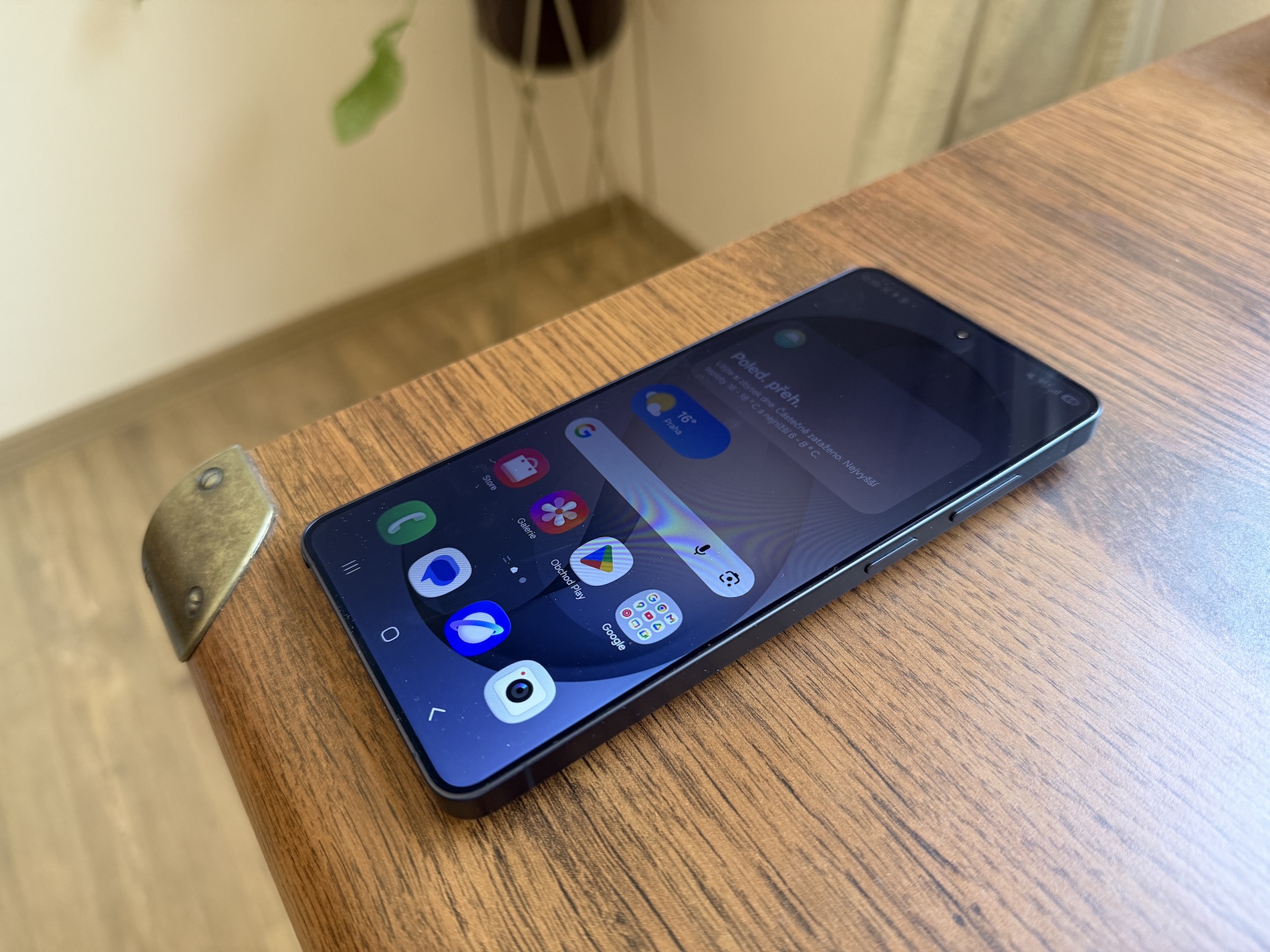 Samsung Galaxy S26 Ultra dan Layar Privasi: Inovatif, Tapi Mahal