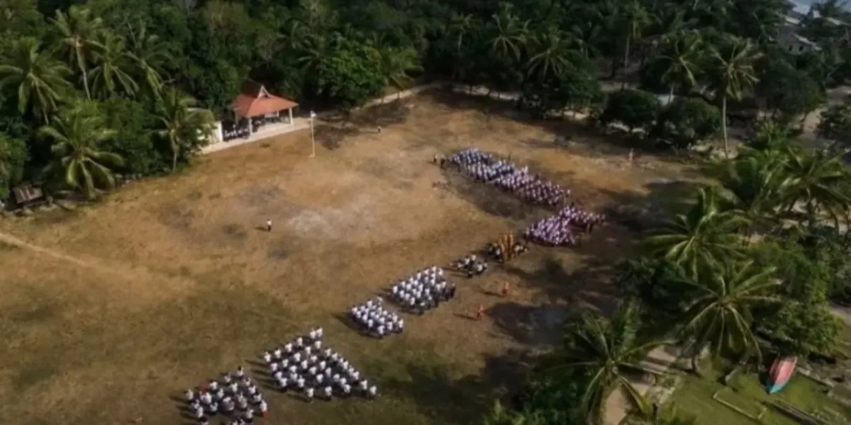 Dari Pulau Terpencil hingga Pegunungan: Energi Terbarukan Menghidupkan Daerah Tanpa Listrik