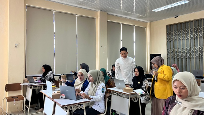 Pelatihan Guru Teknologi: VR, Robotik, dan AI Masuk Kelas