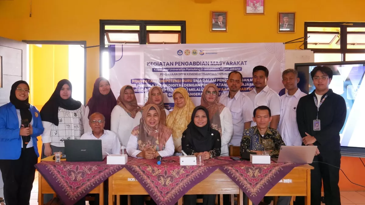 Universitas Perkuat Kompetensi Guru Melalui Robot dan Platform Digital