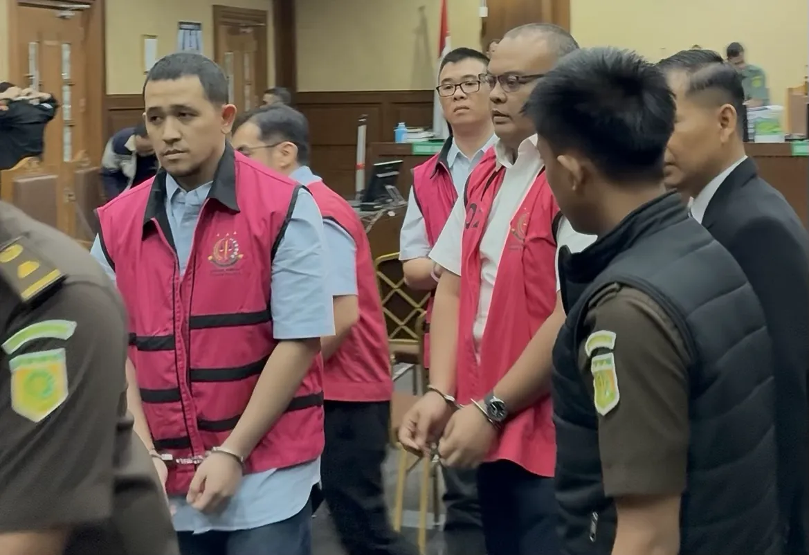 Mantan Pejabat Bea Cukai dan Kemenperin Didakwa Korupsi Ekspor CPO Rp7,3 Triliun
