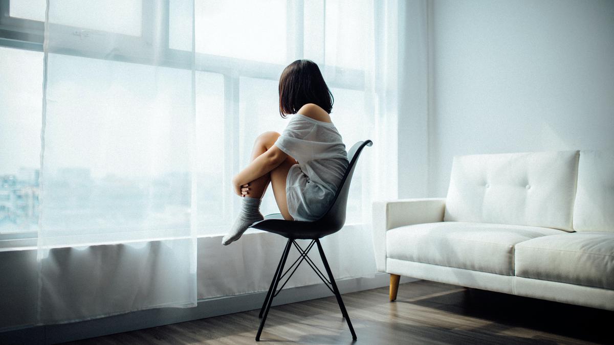 Frugal Living vs Doom Spending: Mengelola Cemas atau Menambah Beban?