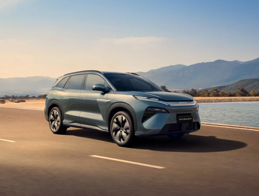 BYD Sealion 08, SUV Flagship 784 HP dan Strategi Ekspansi