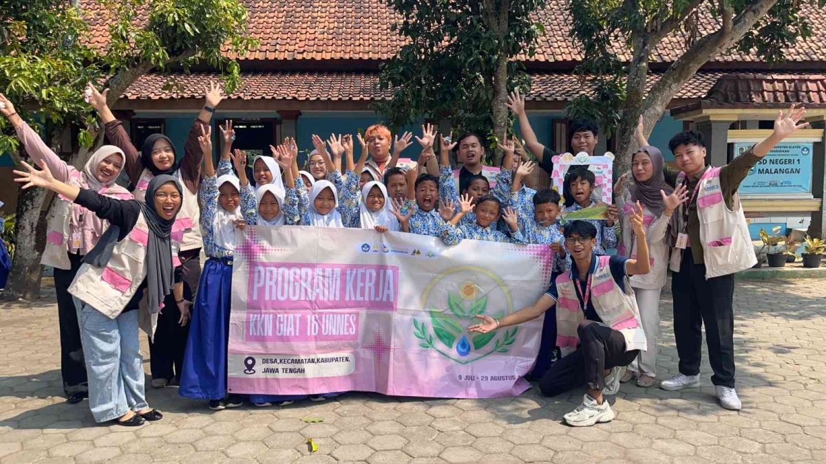 Dari Sampah Plastik Menjadi Karya Seni: Kreativitas dan Kepedulian Lingkungan Sejak Dini