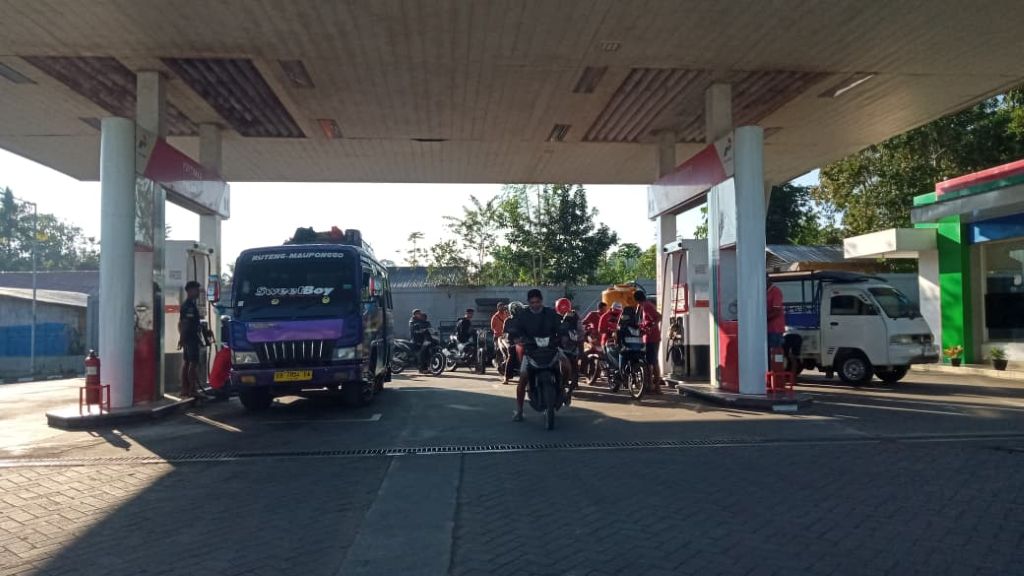 Pemulihan Infrastruktur Energi Pasca Gempa Flores: Strategi PLN dan Pertamina