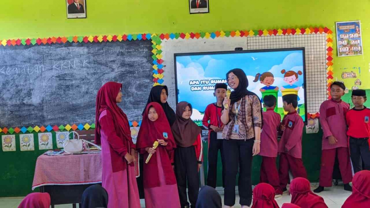 Dari Sampah Menjadi Nilai di Sekolah Dasar