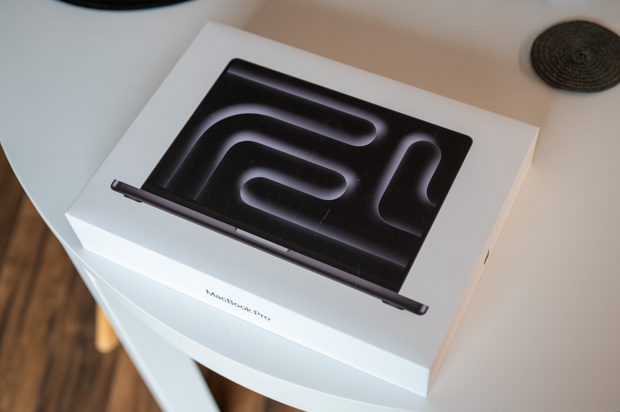 MacBook Ultra: OLED Sentuh dan Dynamic Island Mengubah Wajah Laptop Premium