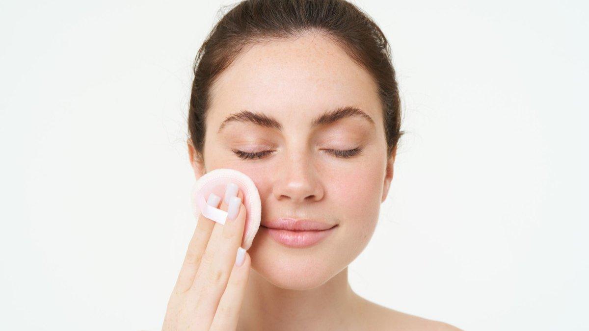 Cara Pakai Body Lotion yang Benar agar Kulit Tetap Lembap