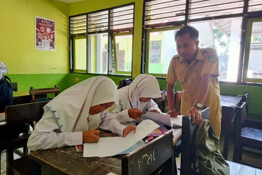 Nasib Guru Honorer Menjelang Transisi Penuh ke PPPK