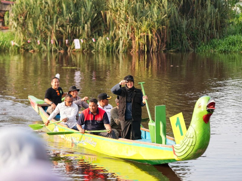 Festival Perahu Tradisional: Dari Sungai Musi ke Sungai Mandau