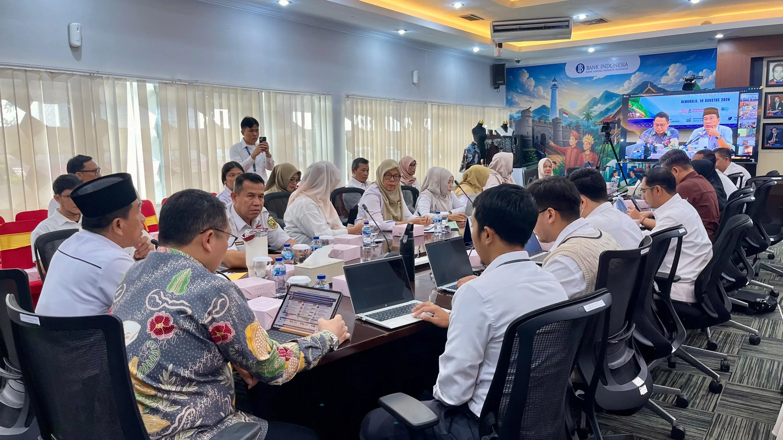 Pasar Murah dan Bazar UMKM: Senjata Daerah Menekan Inflasi