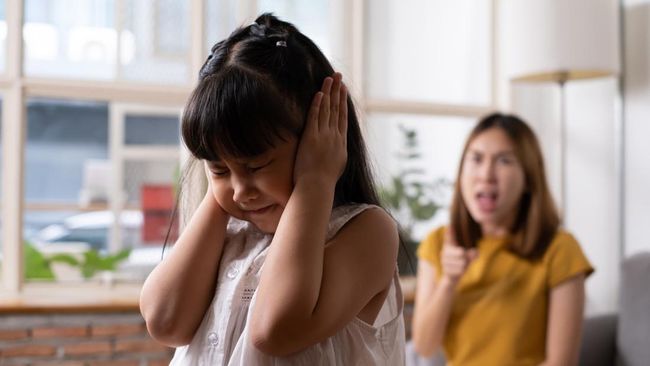 Kepekaan Orang Tua pada Emosi Anak dan Dampaknya pada EQ