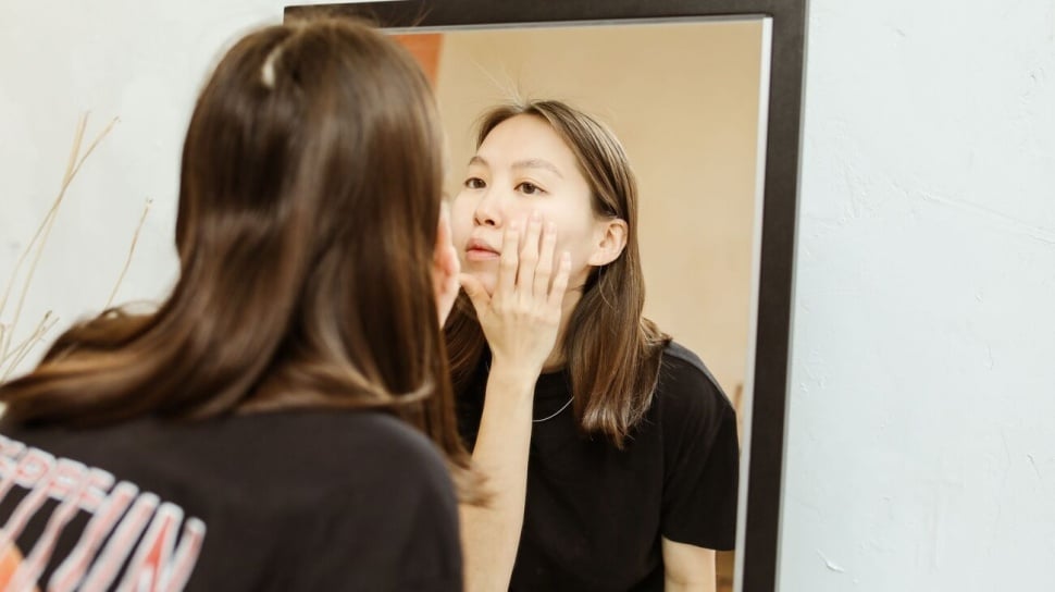 Panduan Lengkap Reapply Sunscreen di Atas Makeup Tanpa Merusak Riasan