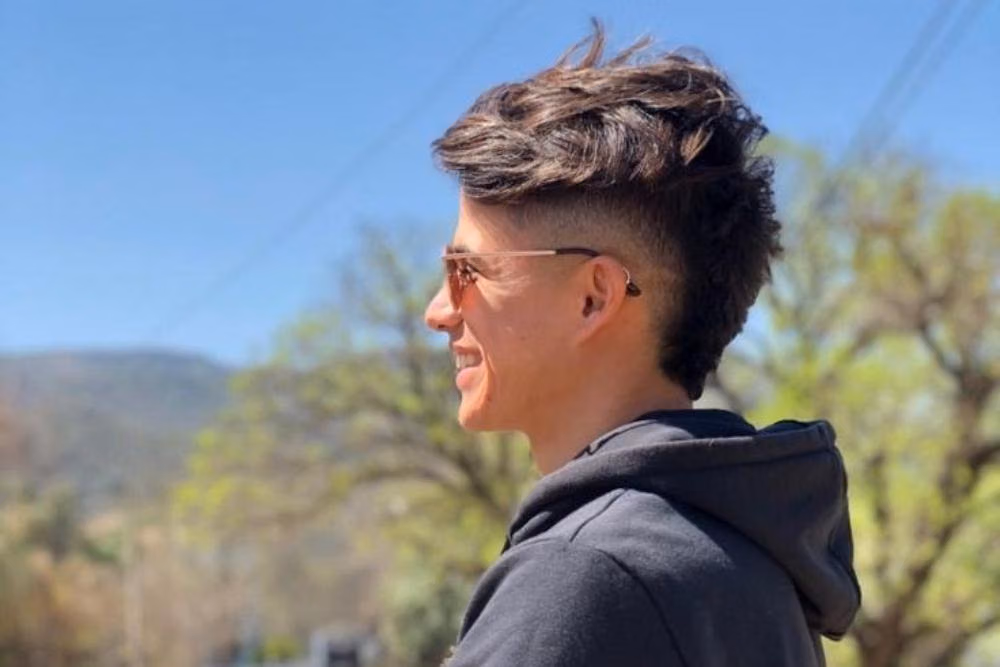 Rambut Tipis di Usia 40: Warna dan Burst Fade yang Memberi Ilusi Tebal