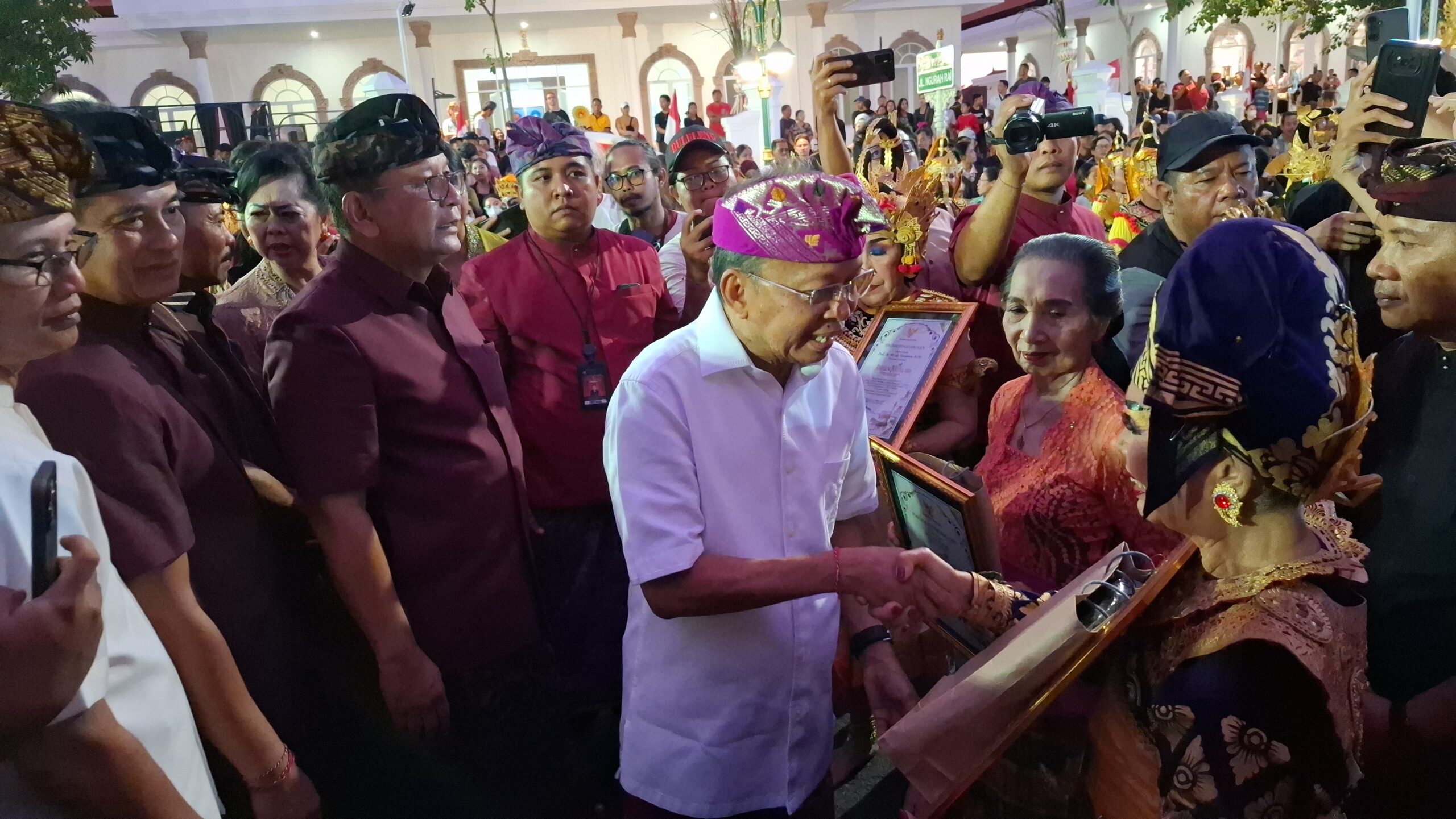 Tiga Maestro Tari Hidupkan Kembali Warisan Klasik di Bulfest