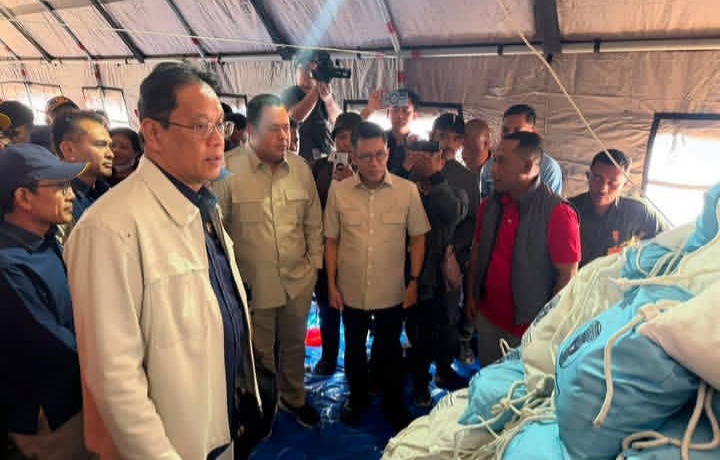 Koordinasi Pusat-Daerah Lemah, Bantuan Gempa NTT Tersendat