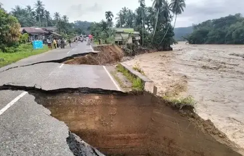 Menimbang Penolakan Bantuan Internasional saat Bencana Besar
