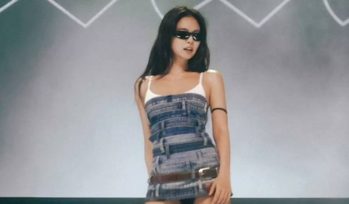Dari Insiden Kostum hingga Surat Emosional: Perjalanan Jennie di Panggung Festival Musik Global