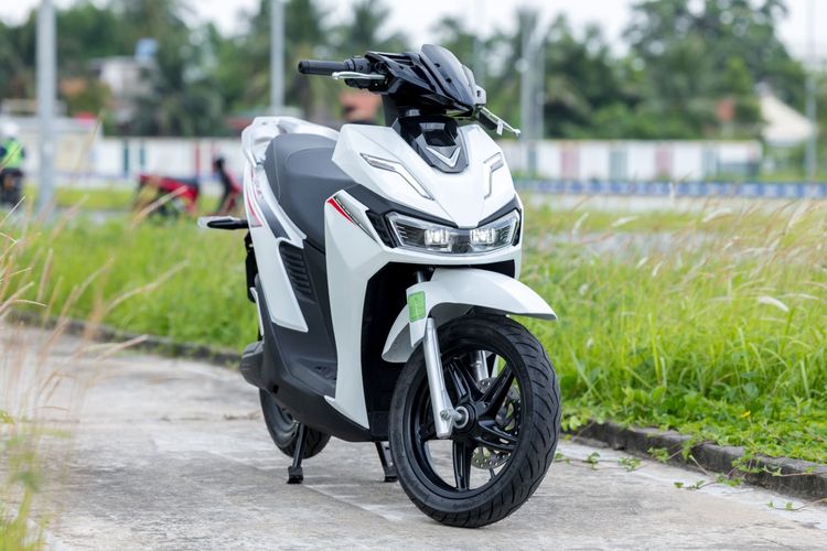 Motor Listrik Termurah untuk Komuter Urban: Uwinfly vs VinFast