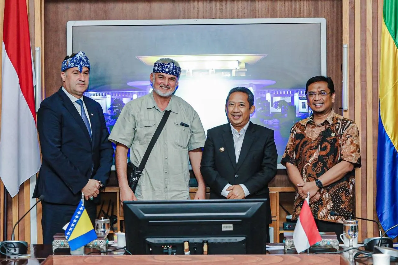 Bandung Membidik 24 Juta Wisatawan: Ambisi dan Tantangannya